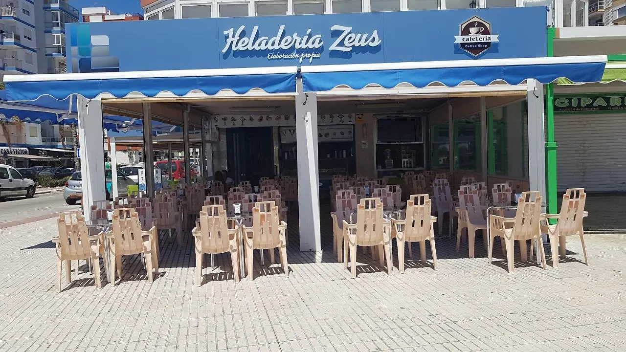 Casa De Tio, 3 Bedroom 2 Bath Townhouse, Casa Centro De Torre Del Mar 0*,  Spain