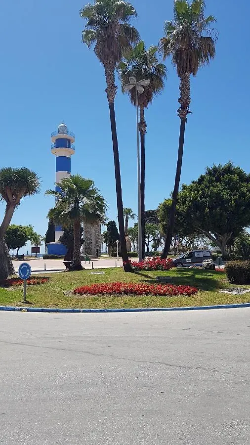 Casa De Tio, 3 Bedroom 2 Bath Townhouse, Casa Centro De Torre Del Mar Apartment