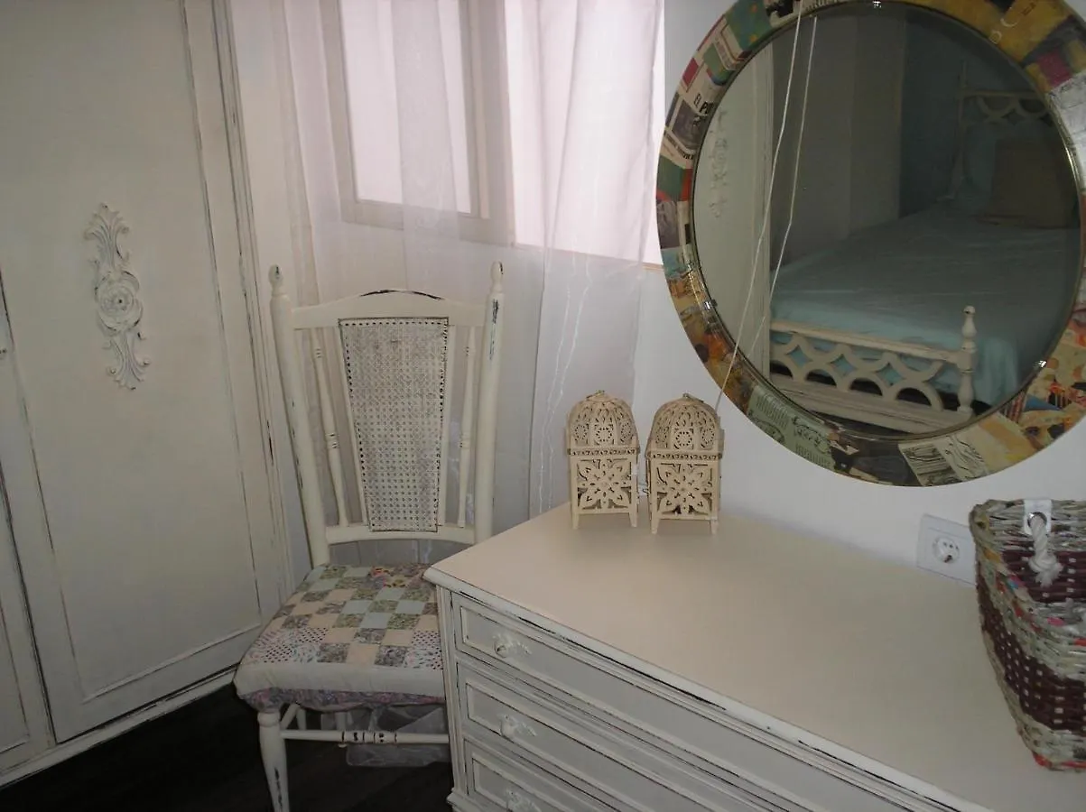 Apartment Casa De Tio, 3 Bedroom 2 Bath Townhouse, Casa Centro De Torre Del Mar Spain